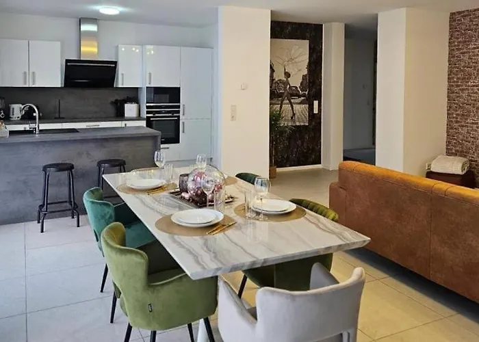 Apartamento In Fuer 5